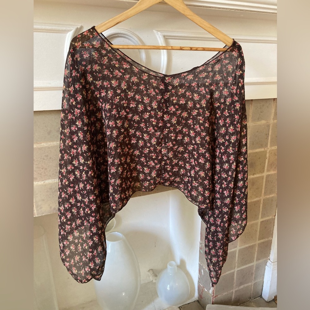 Audrey 3+1 Floral Sheer Crop Top
